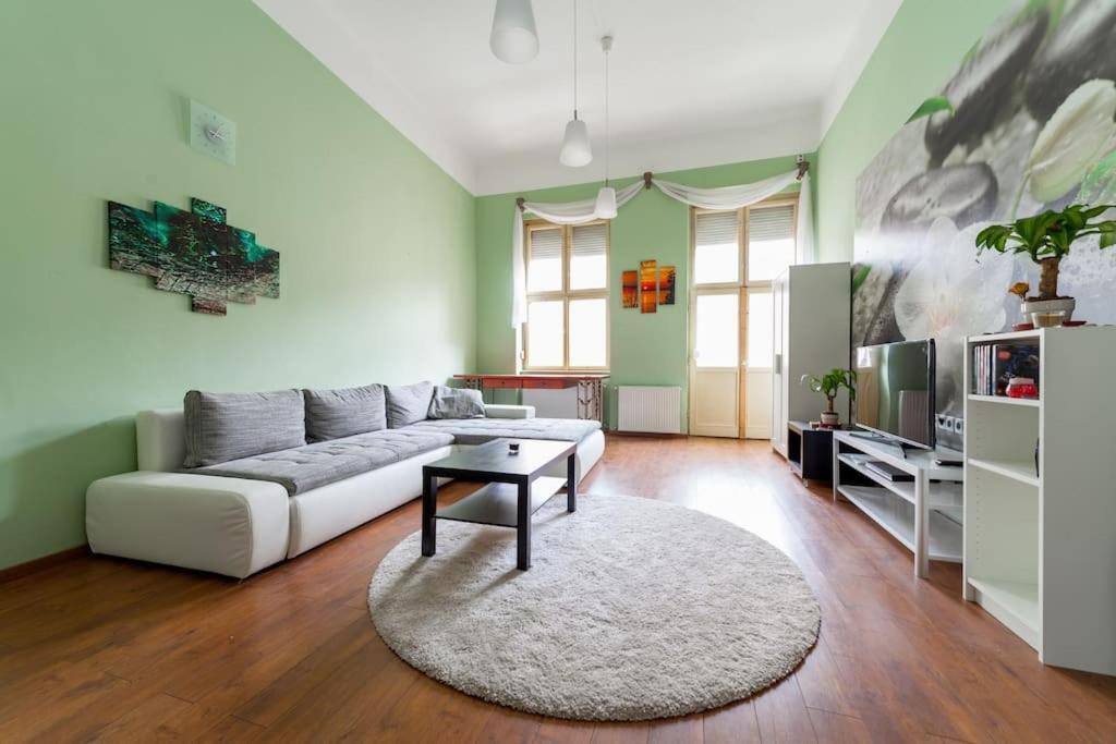 Main Street Apartment / Heart Of Bp 布达佩斯 外观 照片